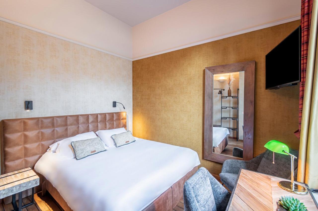 Hotel Des Comtes Дюрби Екстериор снимка