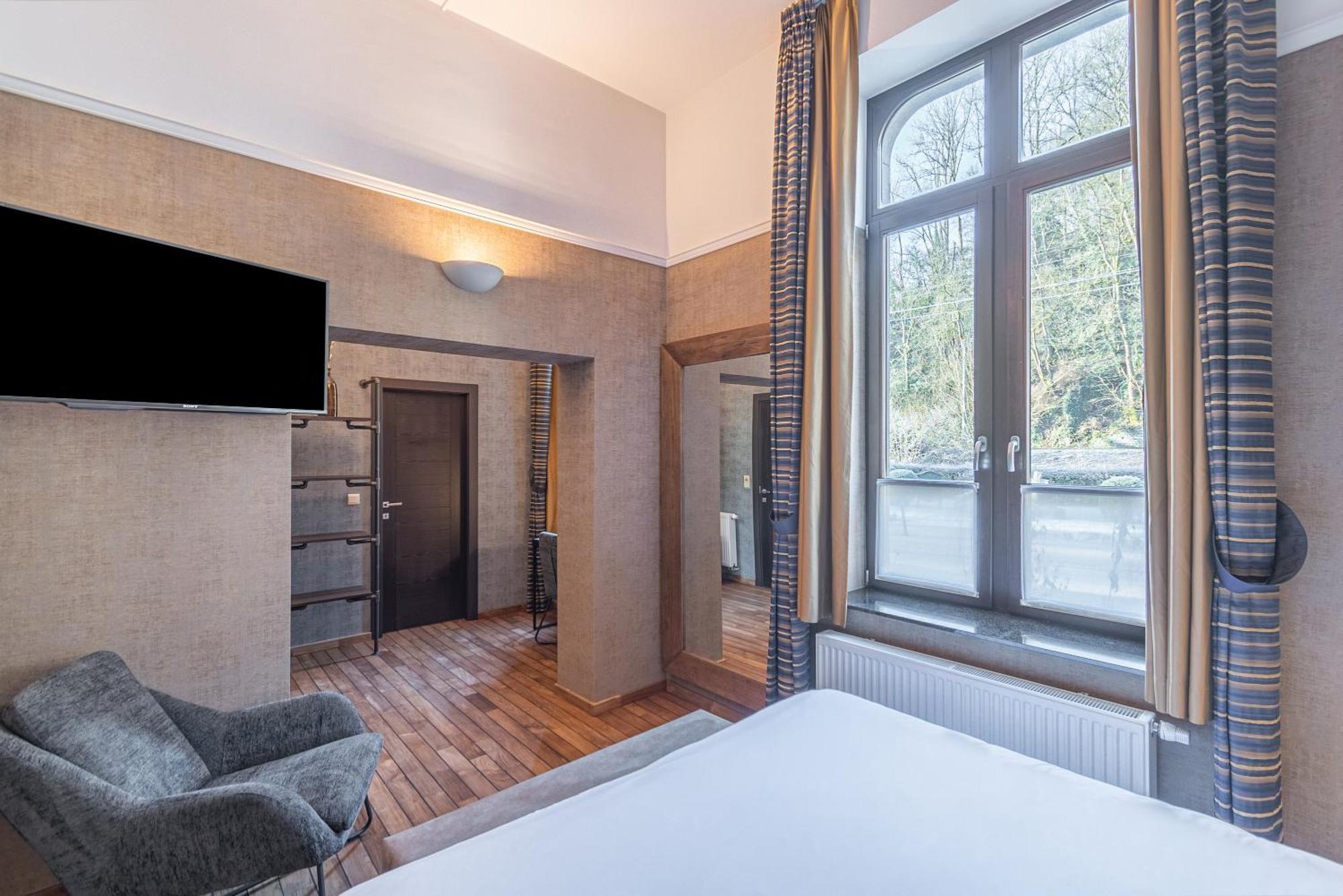 Hotel Des Comtes Дюрби Стая снимка